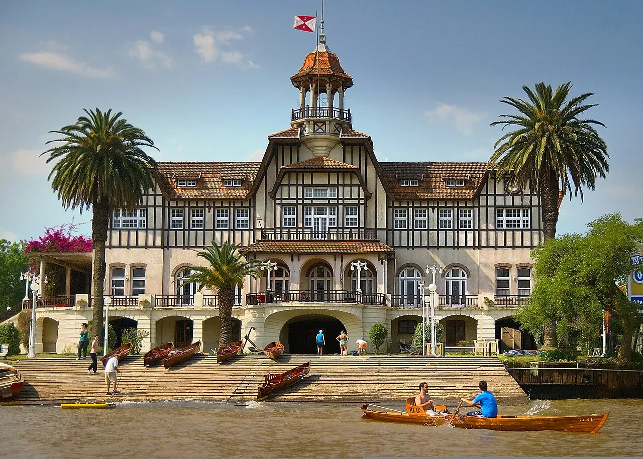 Club de Regatas La Marina