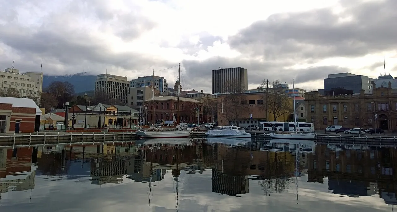 Constitution Dock looking towards the Hobart CBD (2014)