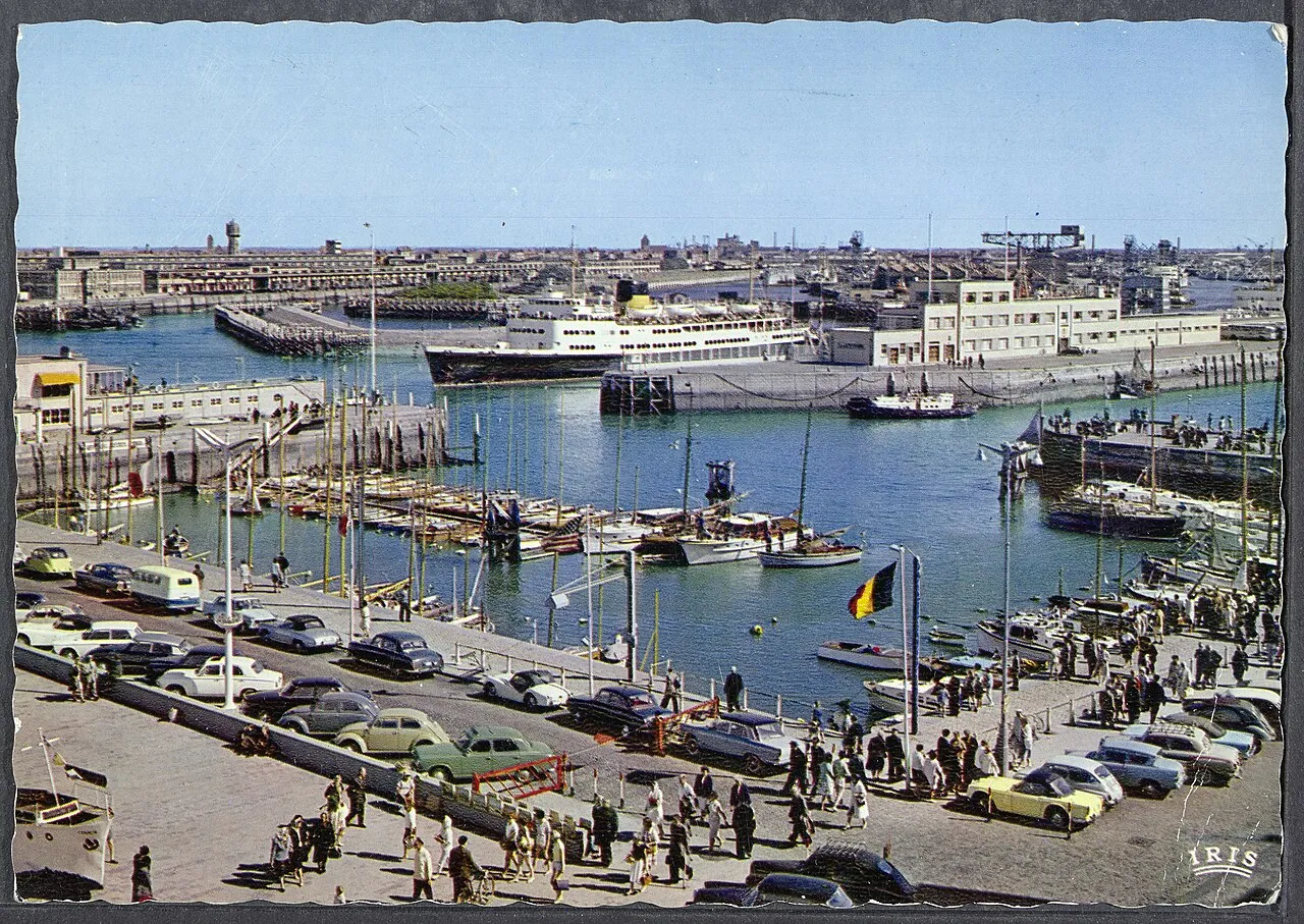 The Royal Yacht Club basin in Ostend (postcard, 1963)