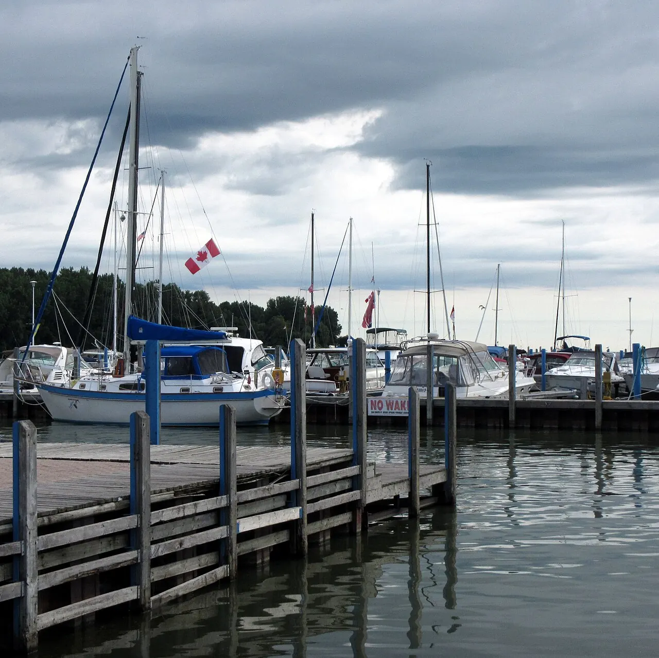 Lakeview Marina