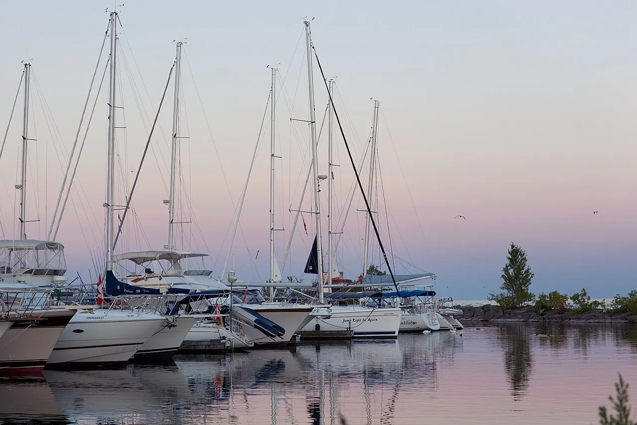 Port Credit Harbour Marina