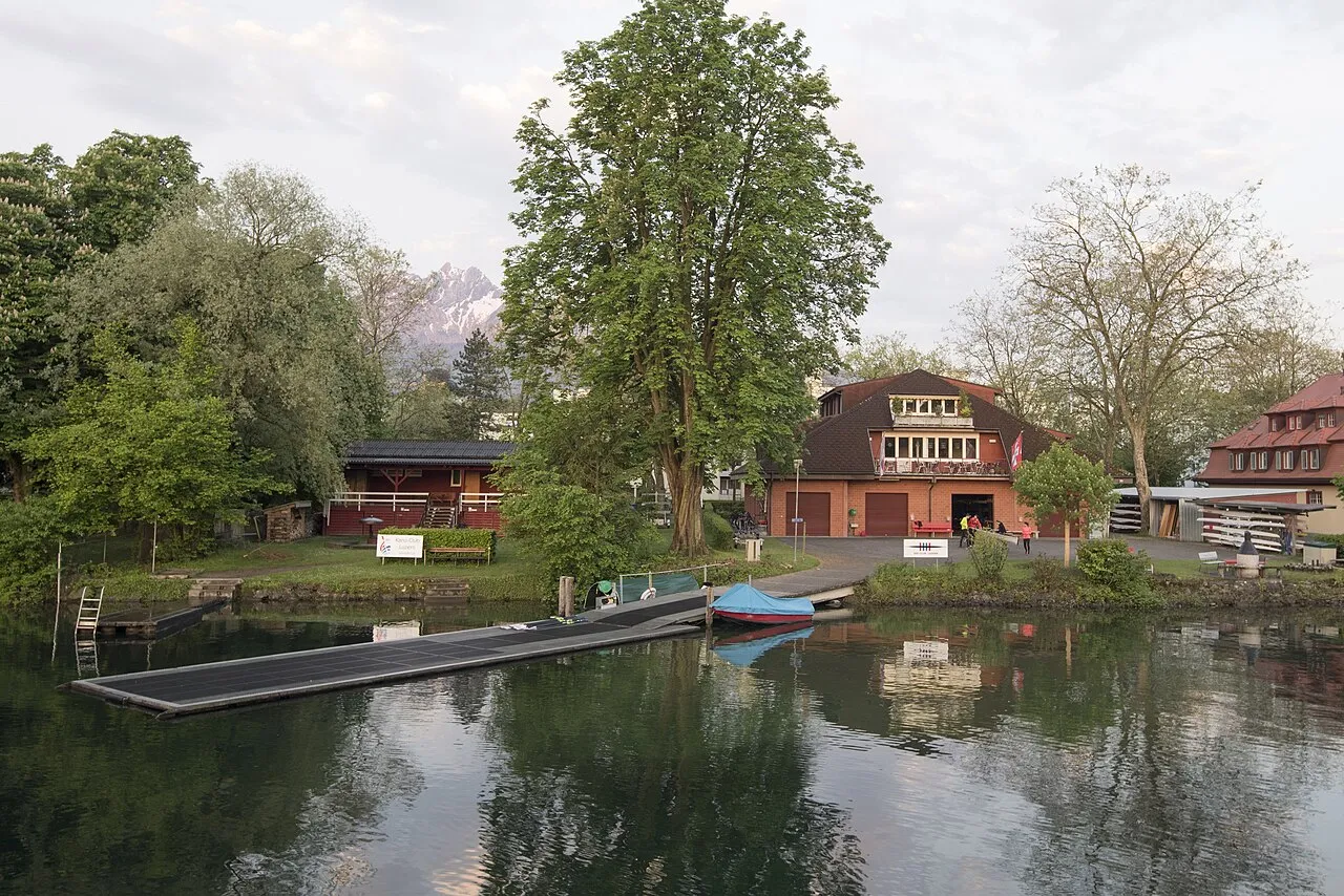 The Seeclub Luzern boathouse on the Alpenquai