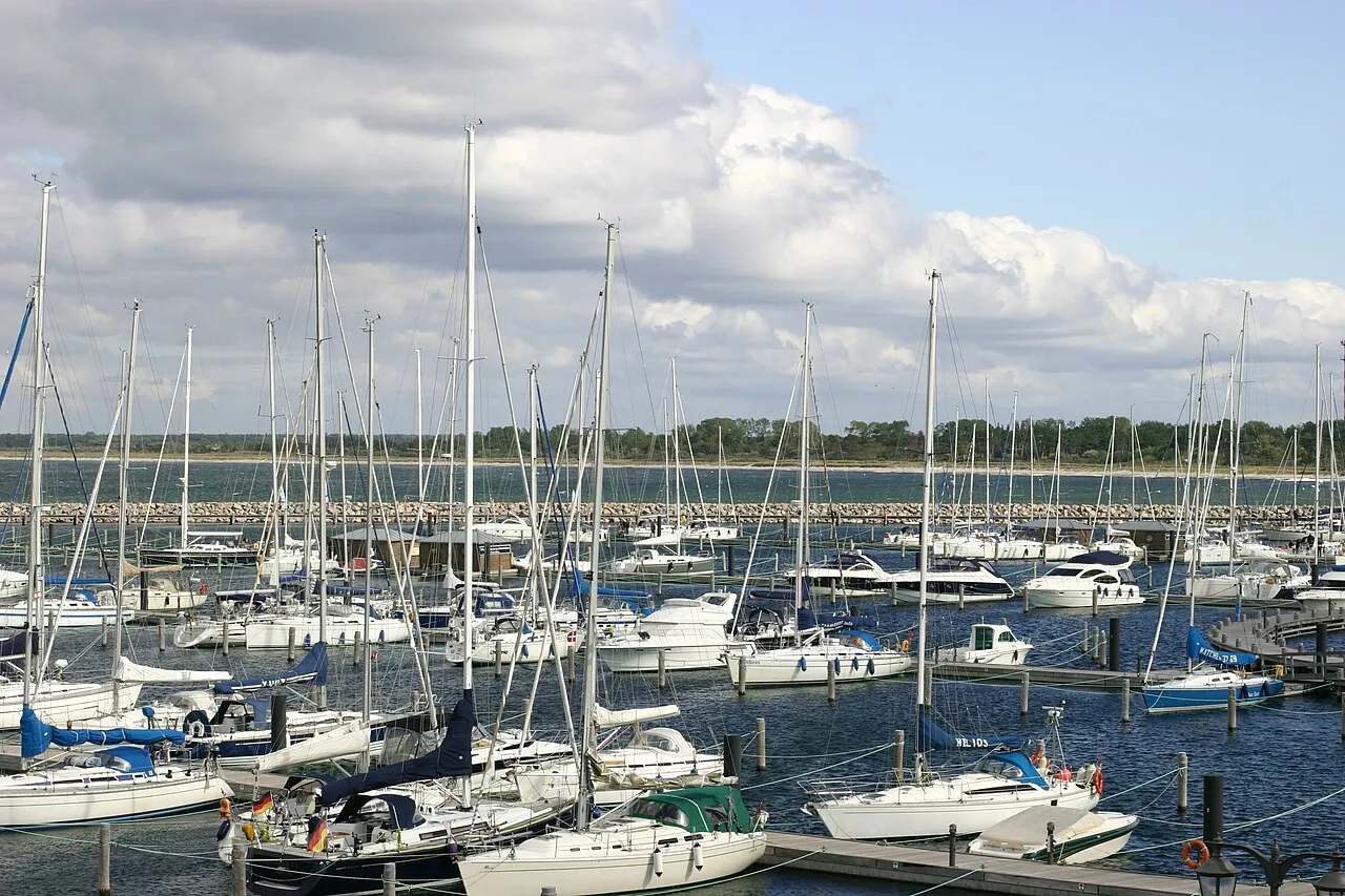 Hohe Düne marina and resort