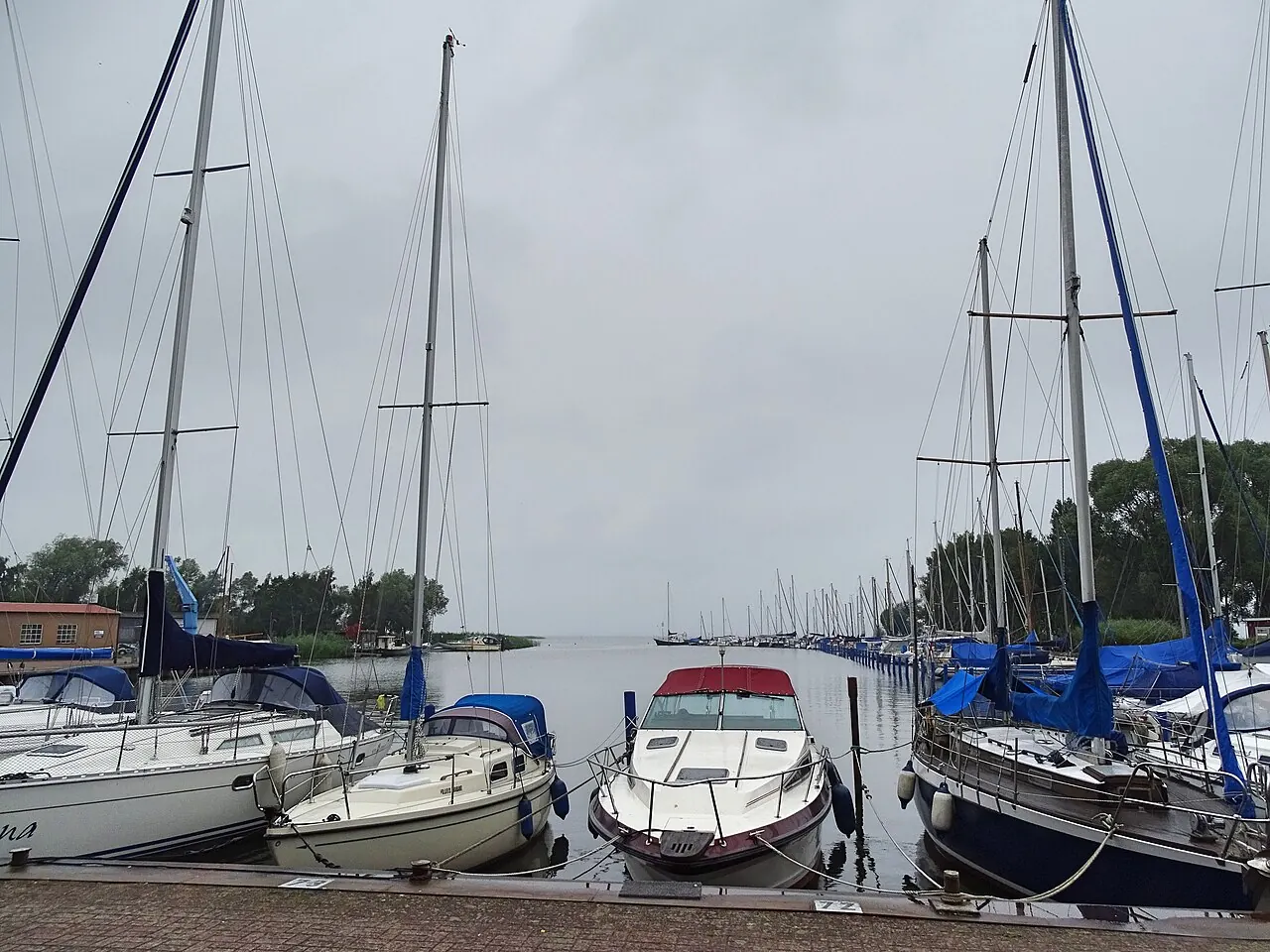 Yachthafen Mönkebude