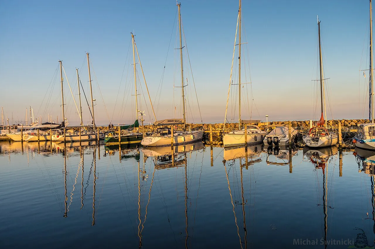 Marselisborg Havn i aftensol