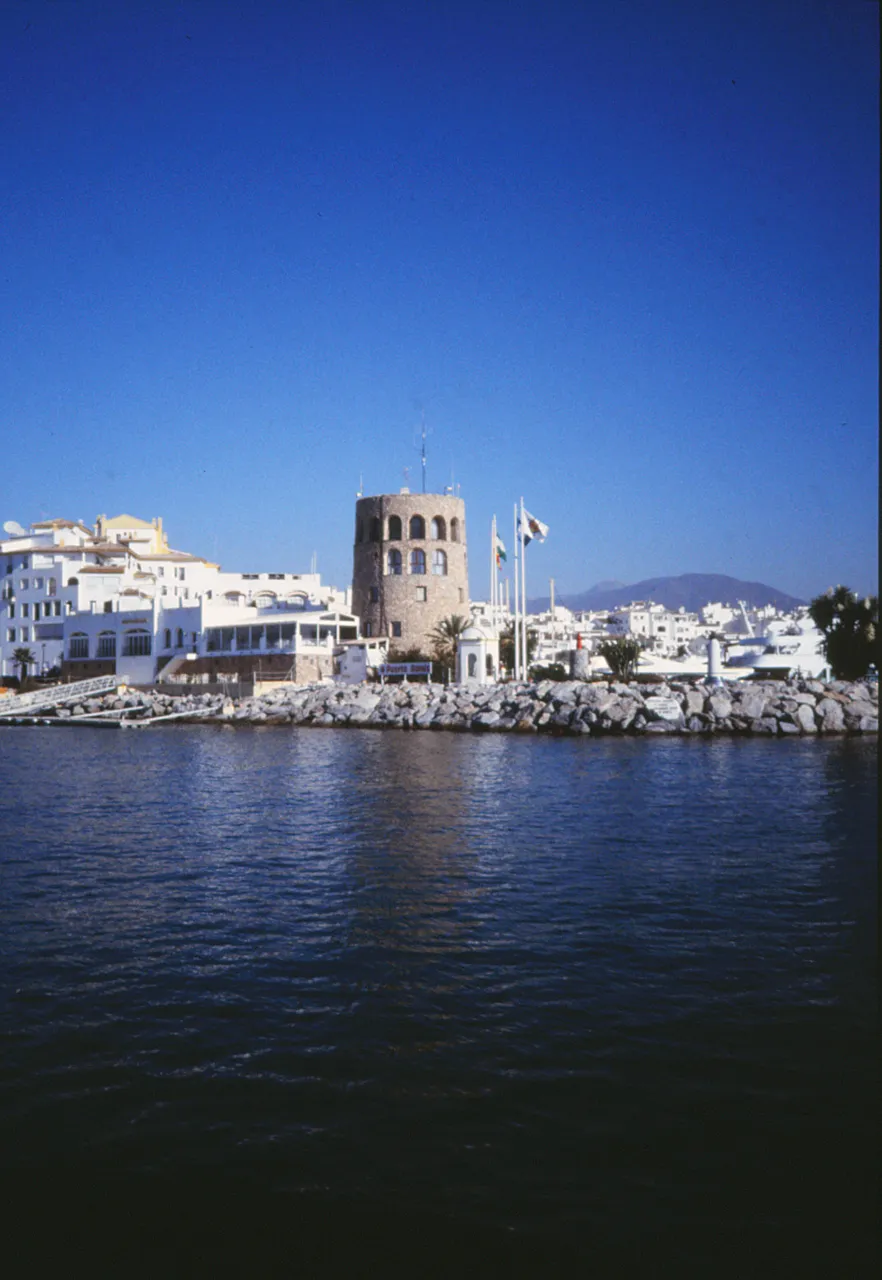 The control tower at the Puerto Banús entrance (2001)