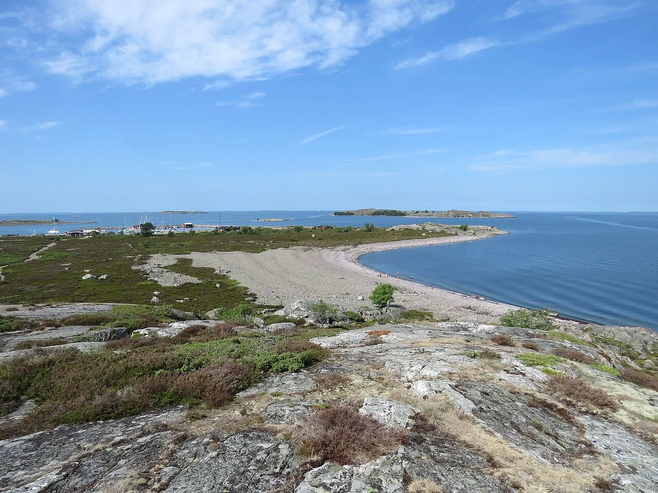 A beach on Jurmo with the harbour behind