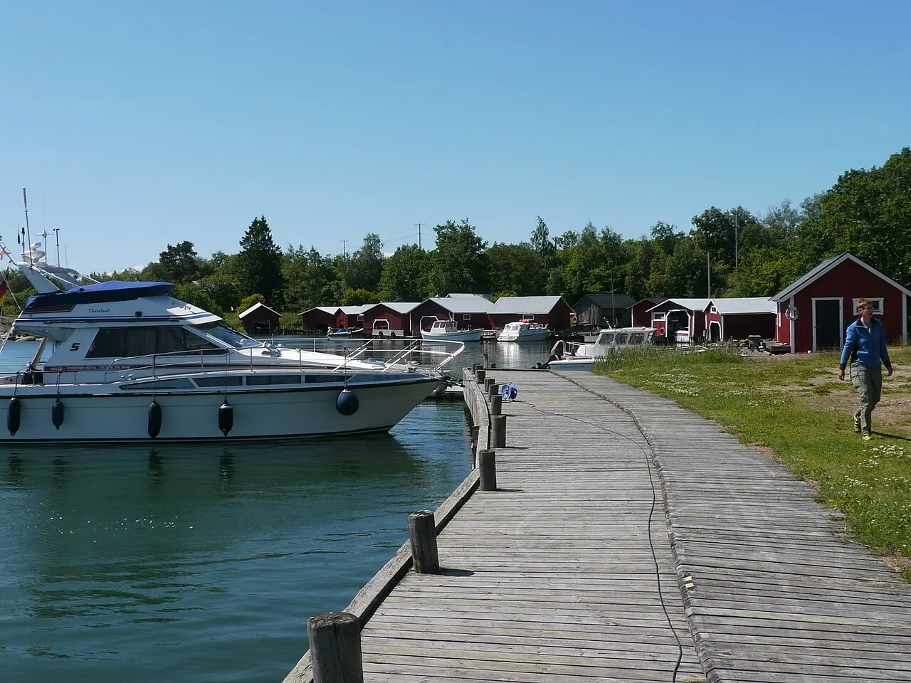 Seglinge guest harbour