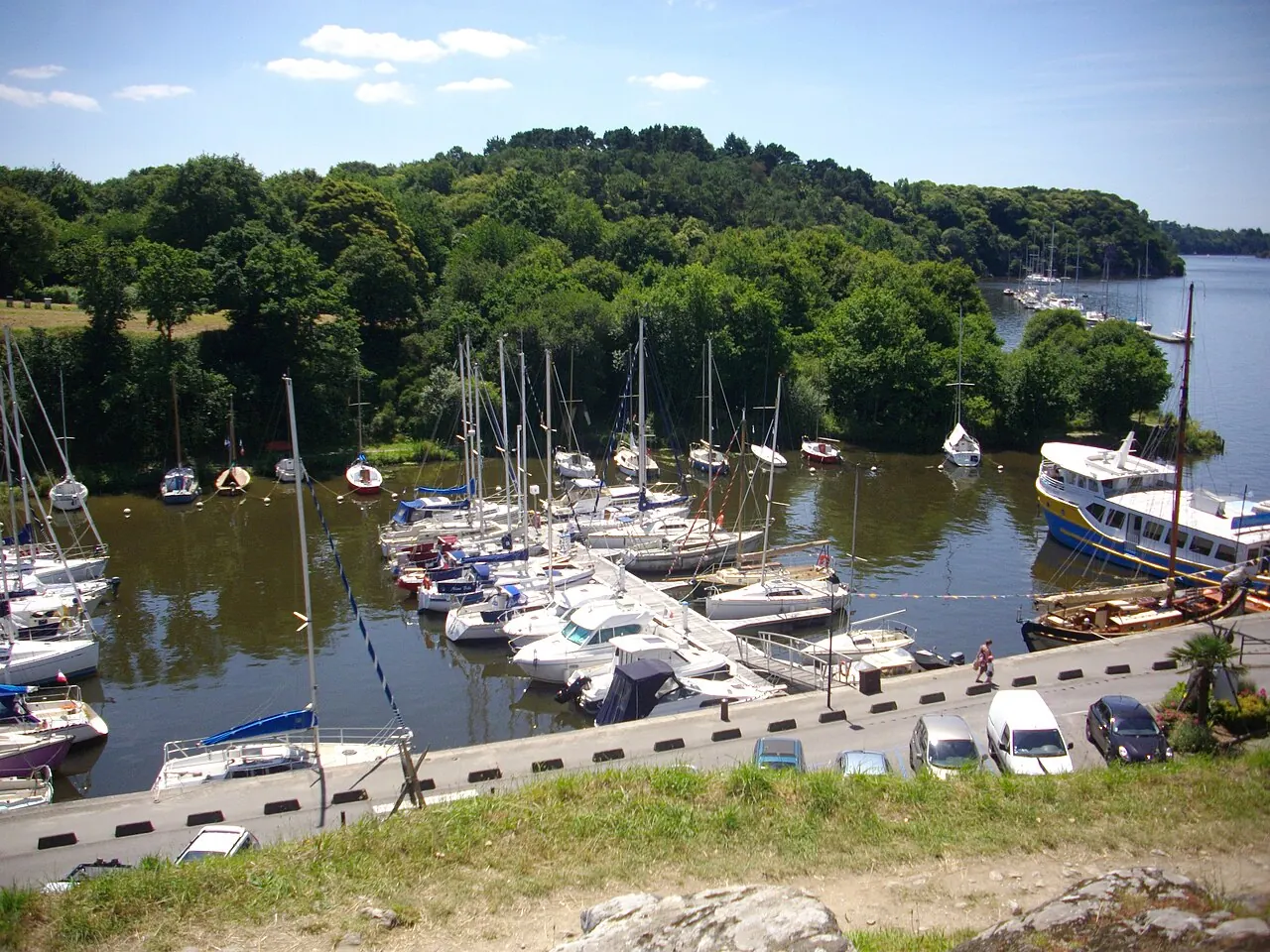 old port of la Roche Bernard