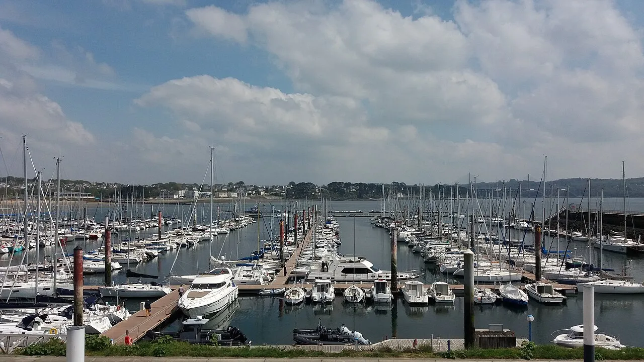 Moulin Blanc marina