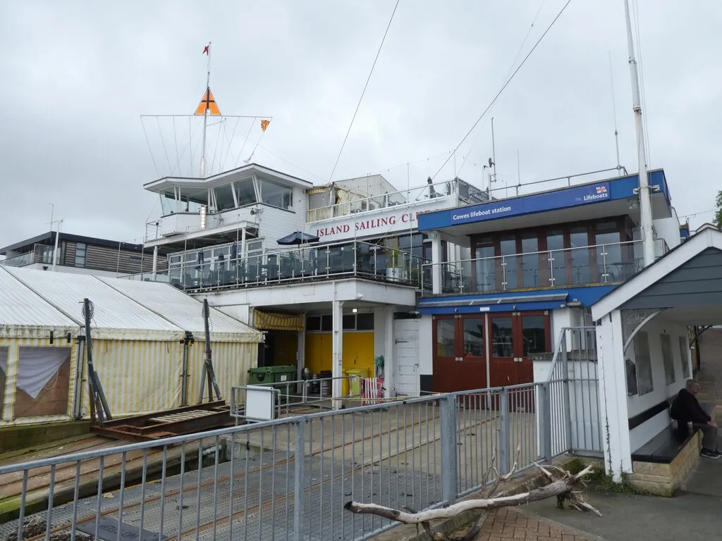 The Island Sailing Club clubhouse and jetty beside the Cowes lifeboat station