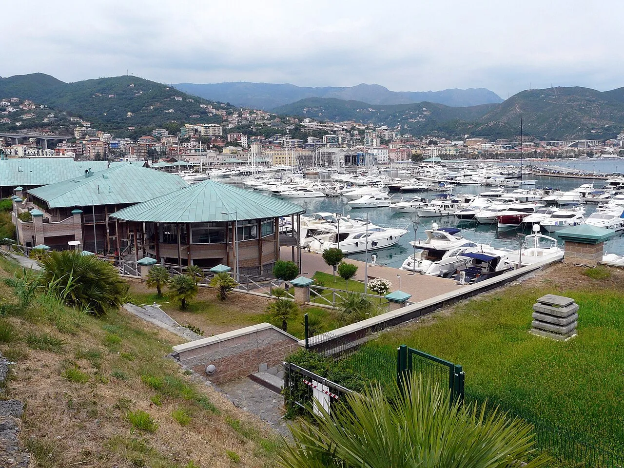 Pontoons of Marina di Varazze