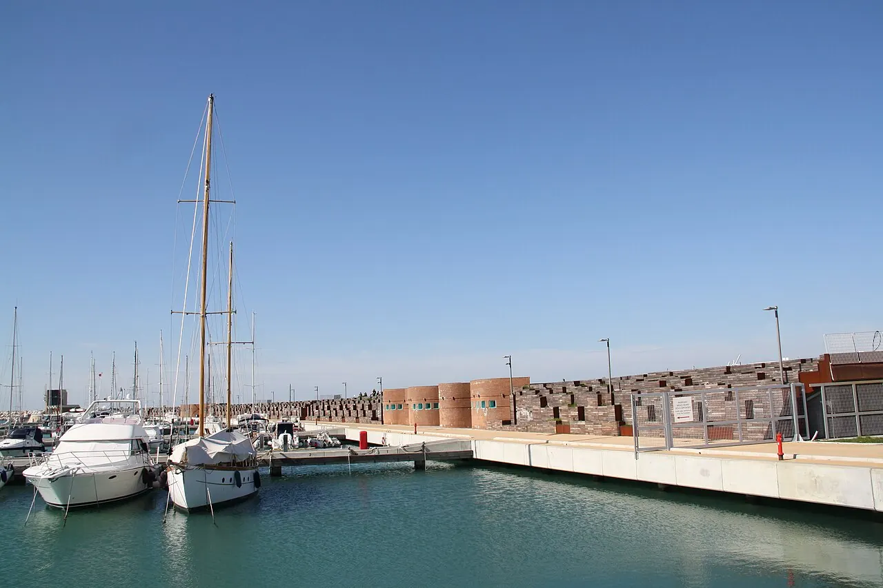Port of Pisa marina
