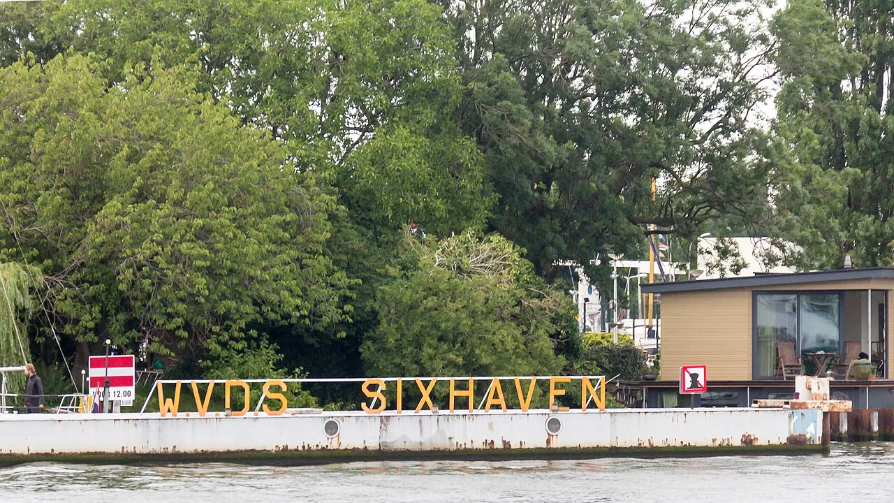 The Sixhaven on the IJ (2015)