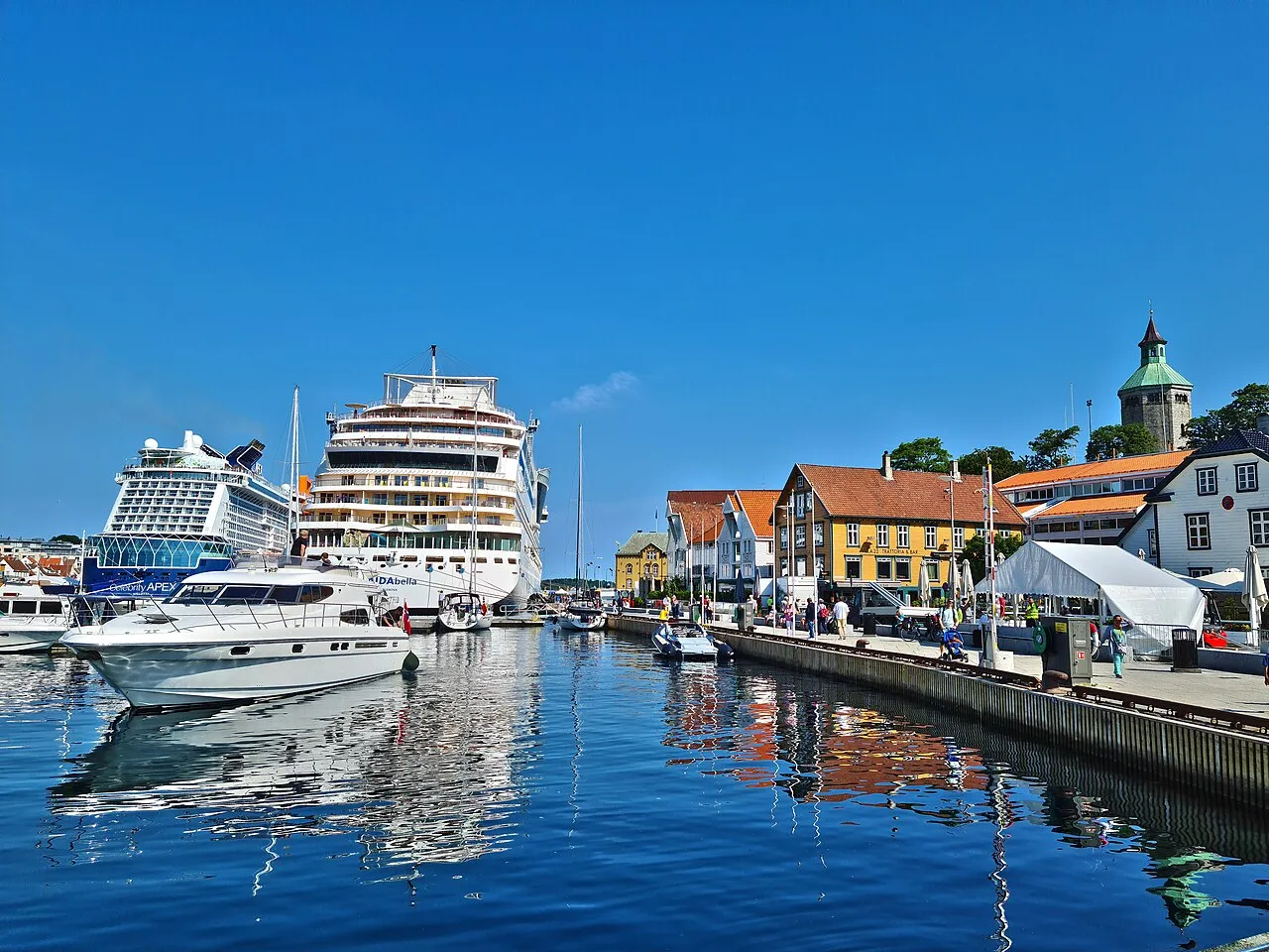 Vågen and Skagenkaien, Stavanger