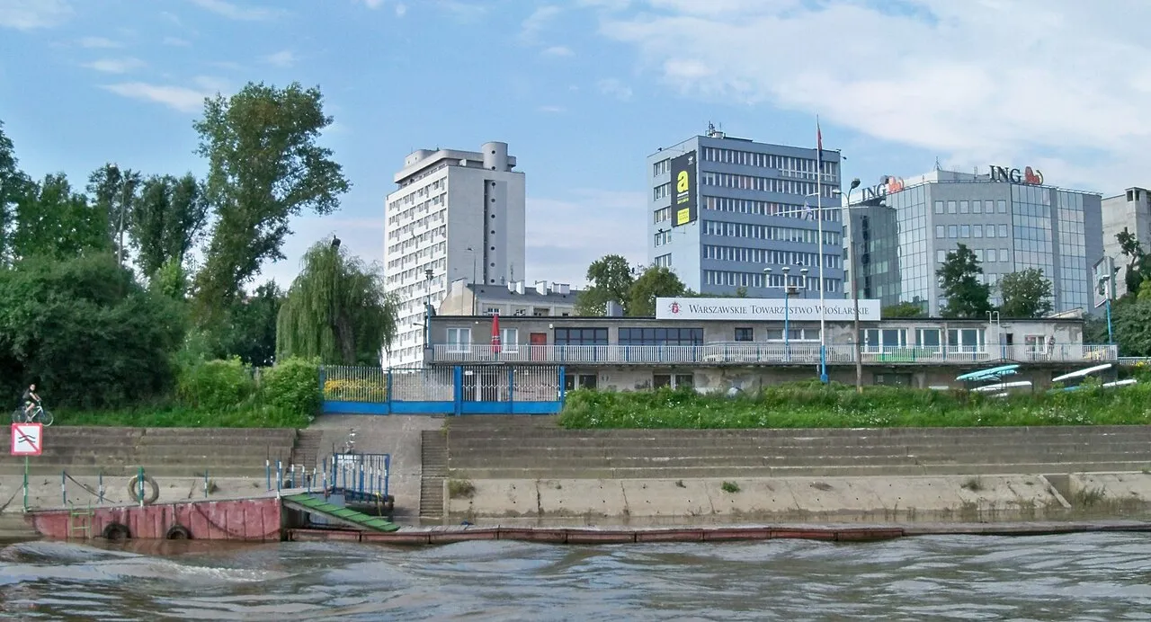 WTW centre on ul. Zaruskiego 12, Czerniakowski Point