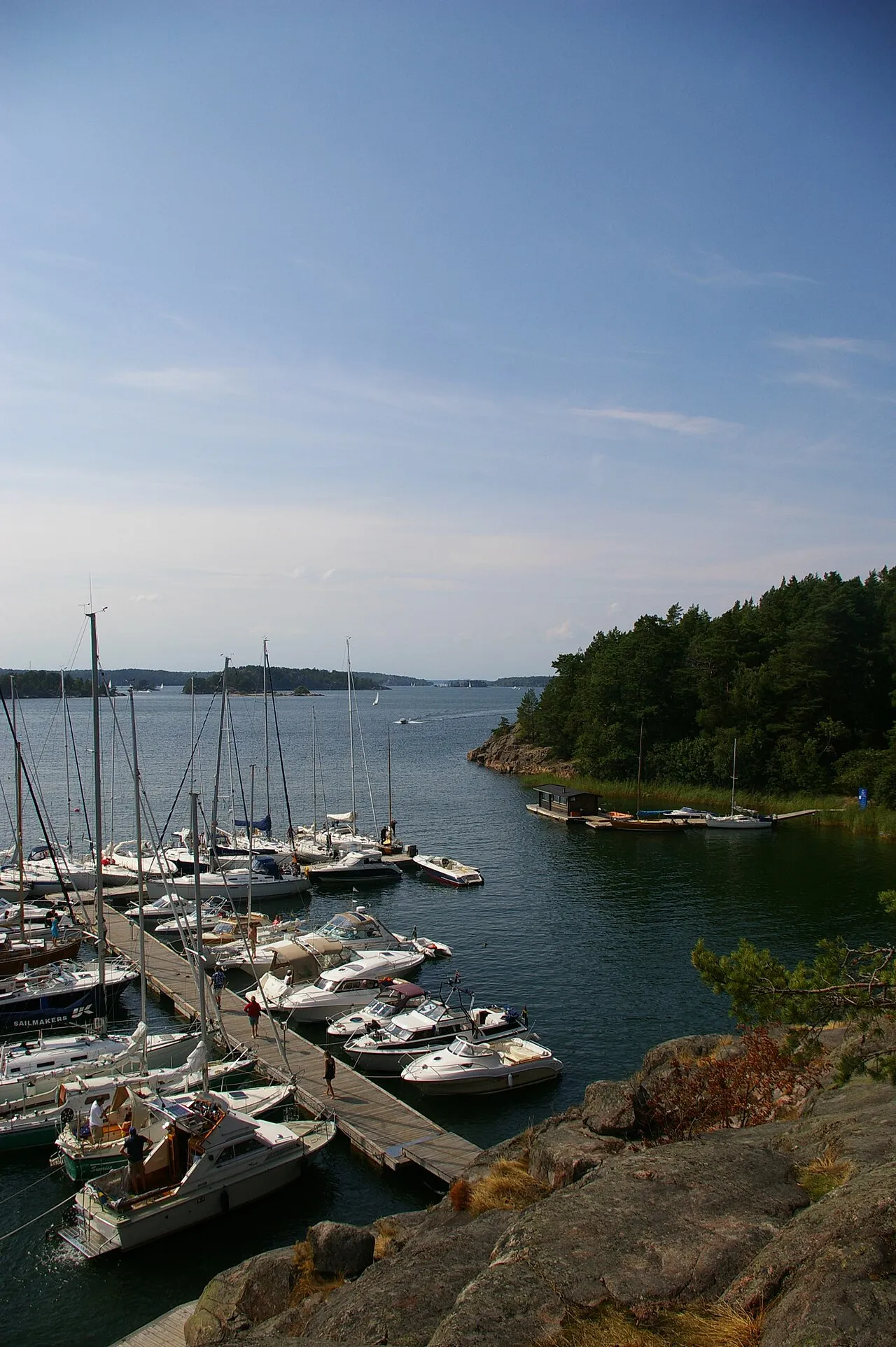 Grinda guest harbour
