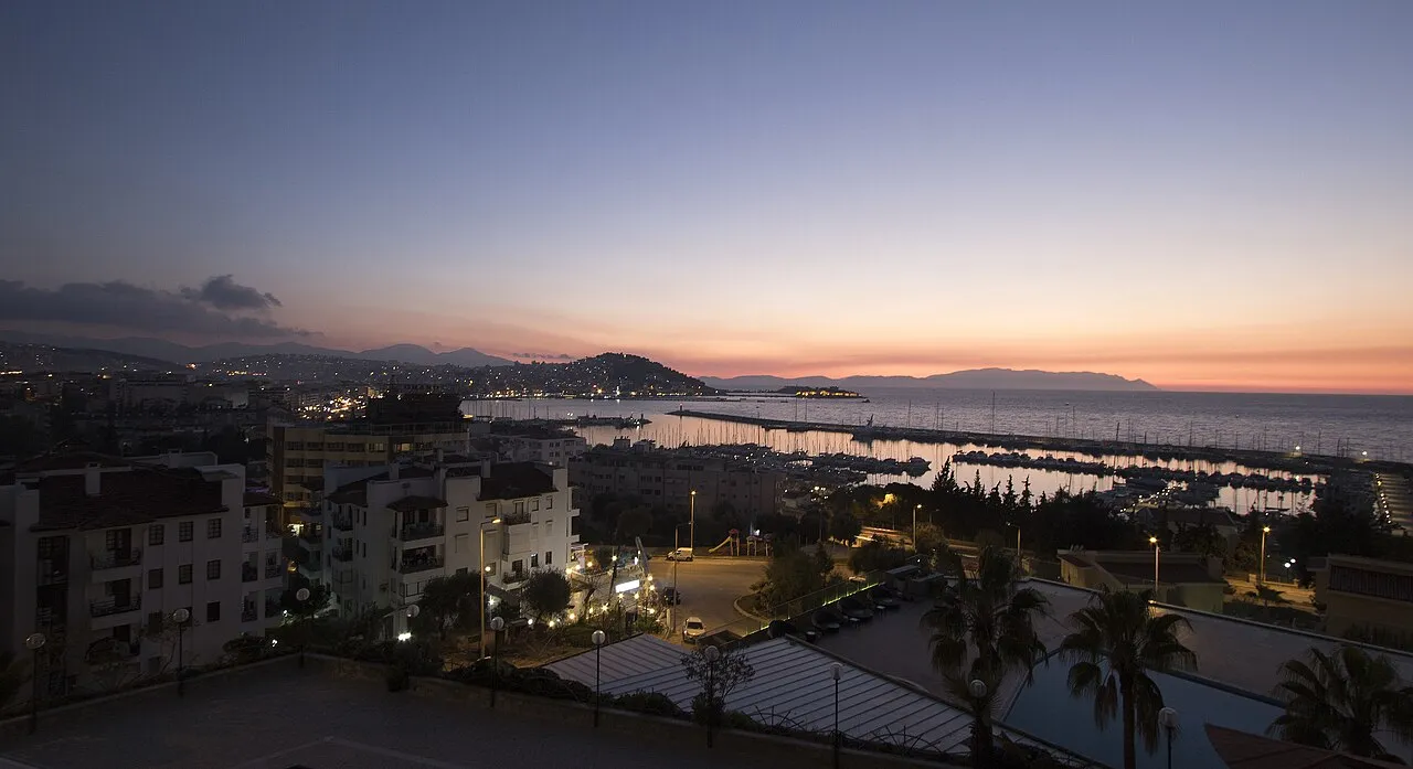 Kuşadası Marina in the evening
