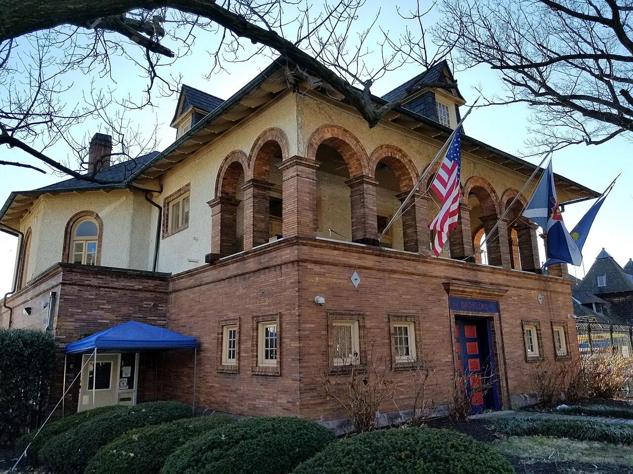 Bachelors Barge Club boathouse on Boathouse Row